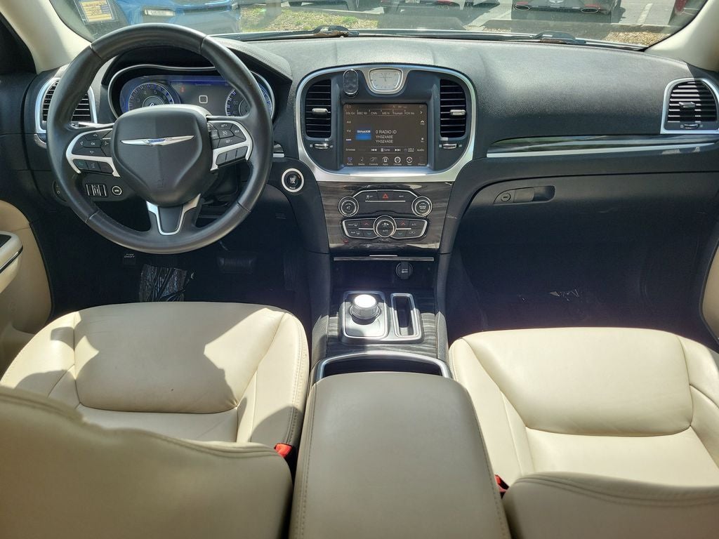 2016 Chrysler 300 Limited