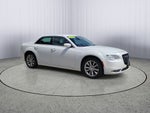 2016 Chrysler 300 Limited
