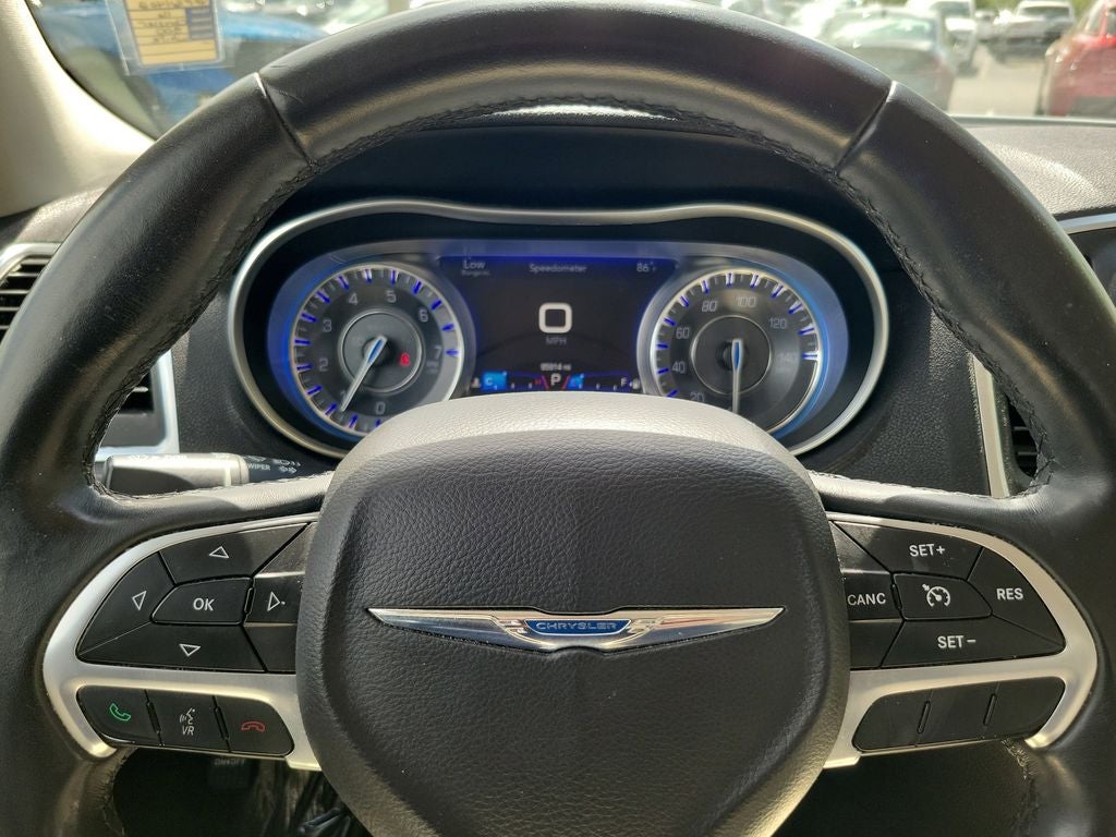 2016 Chrysler 300 Limited