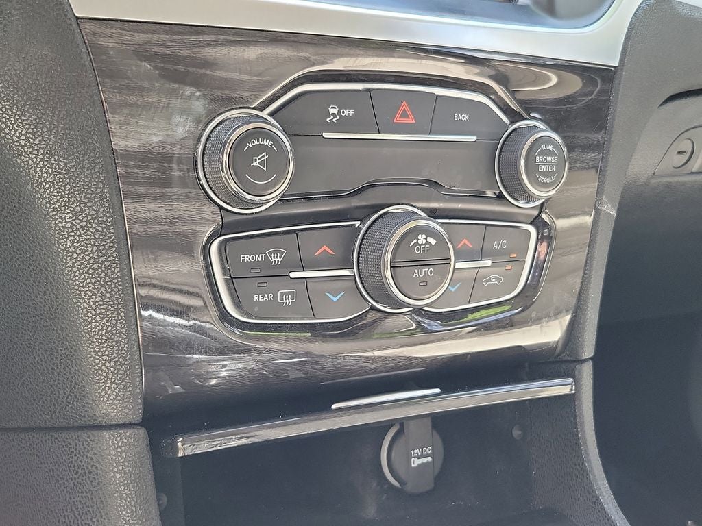 2016 Chrysler 300 Limited