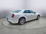 2016 Chrysler 300 Limited