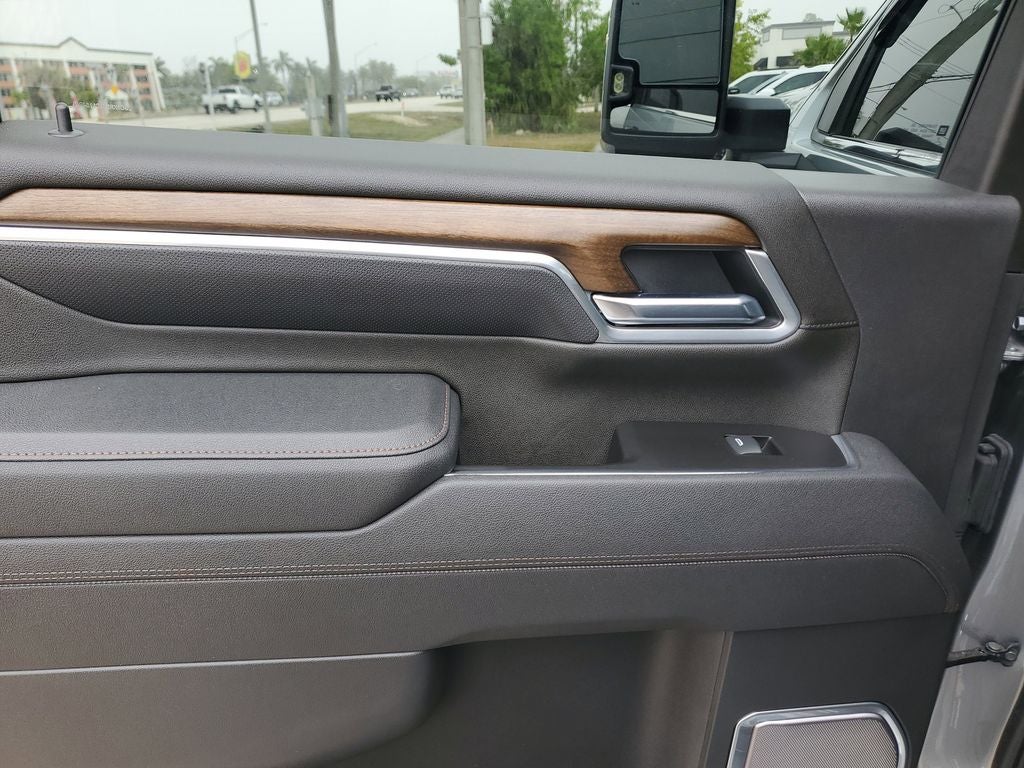 2025 Chevrolet Silverado High Country LIFTED