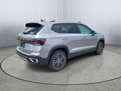 2025 Volkswagen Taos SE
