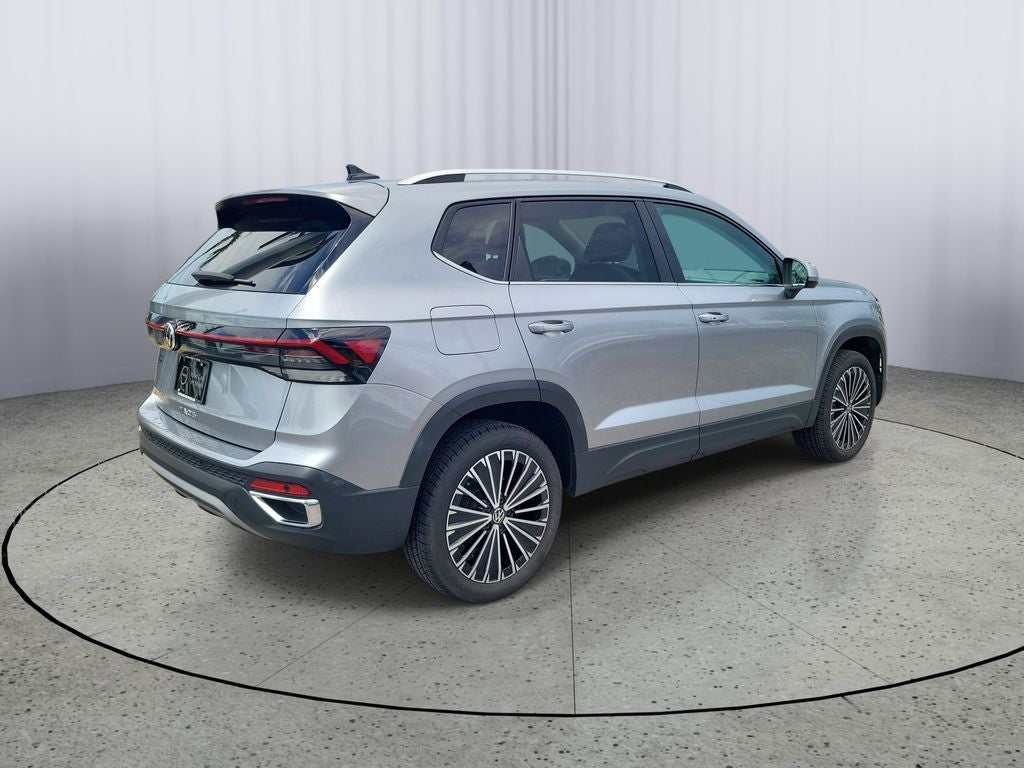 2025 Volkswagen Taos SE
