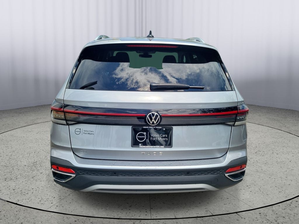 2025 Volkswagen Taos SE