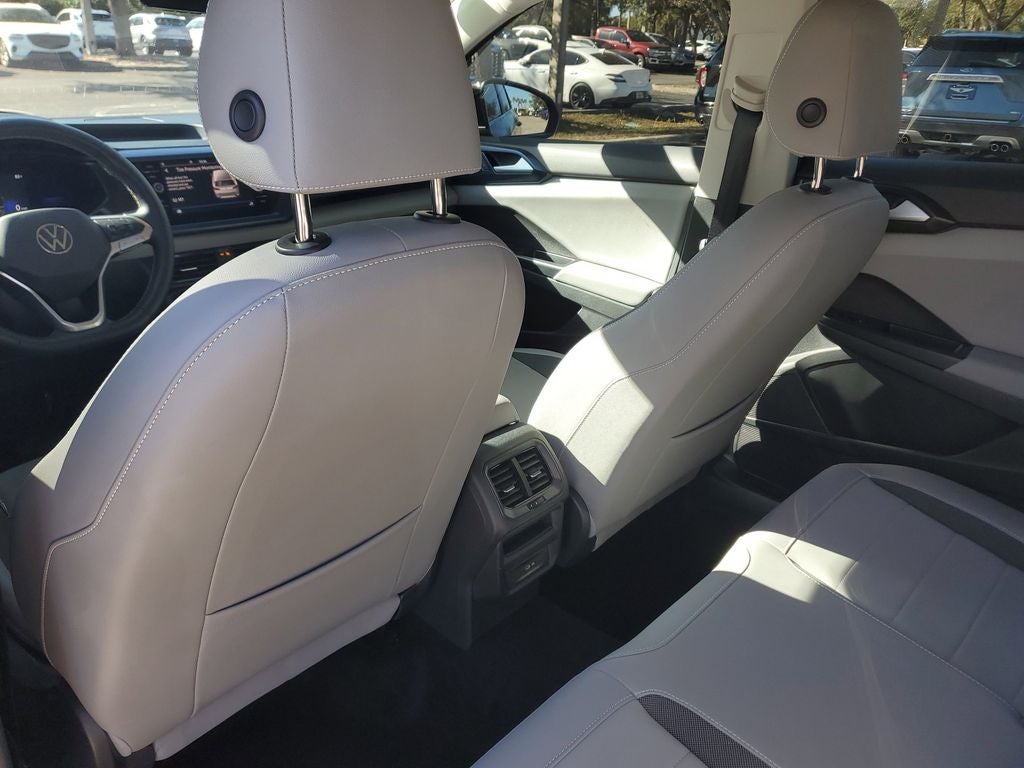 2022 Volkswagen Taos SE