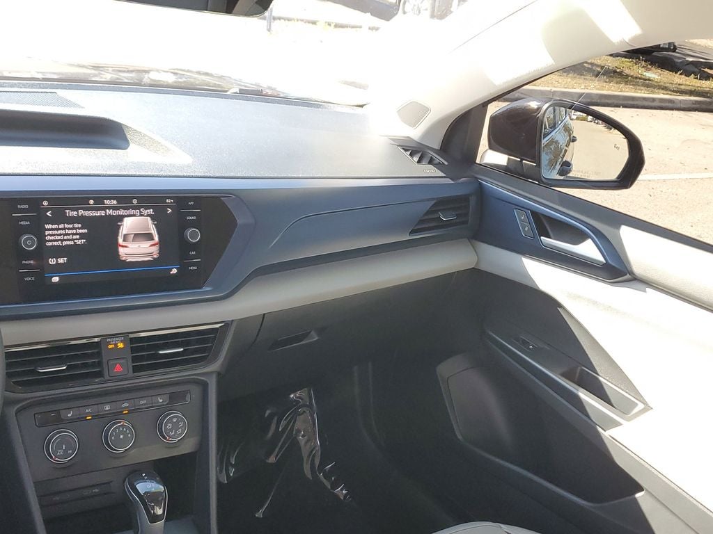 2022 Volkswagen Taos SE