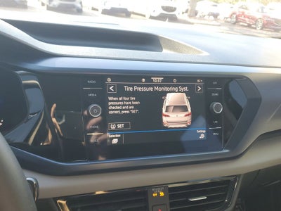 2022 Volkswagen Taos SE