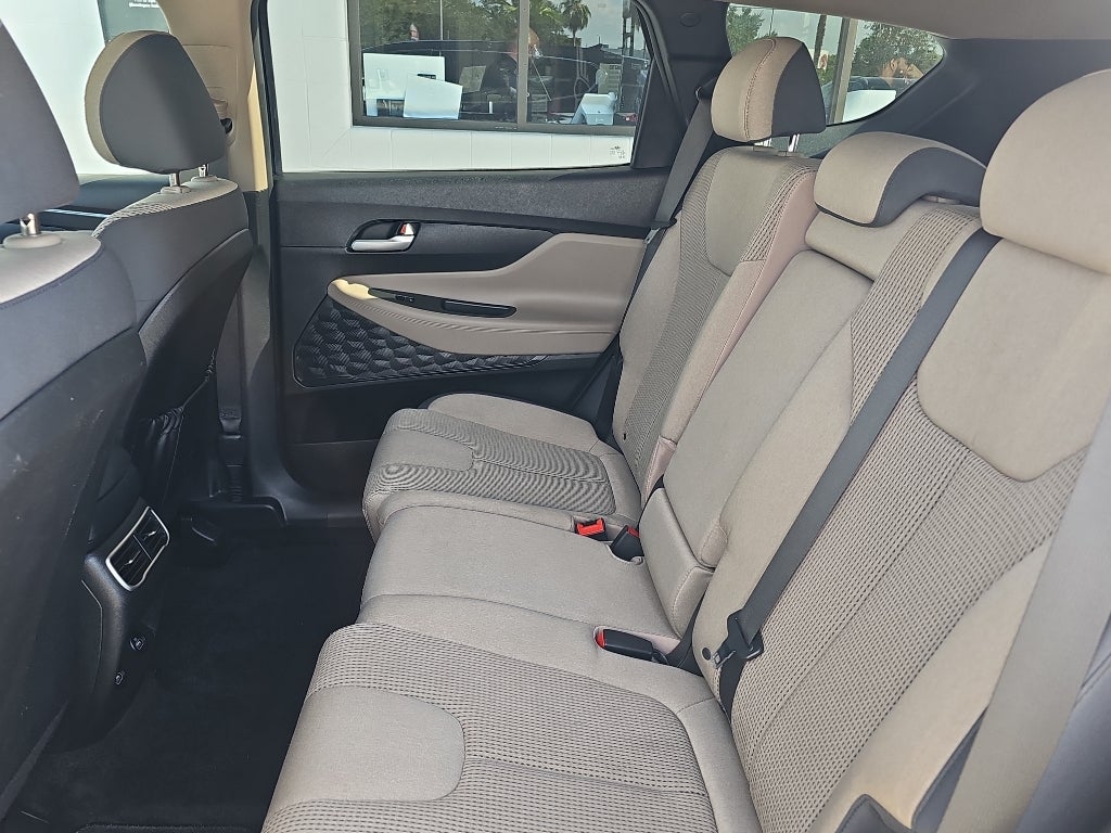 2022 Hyundai Santa Fe SE