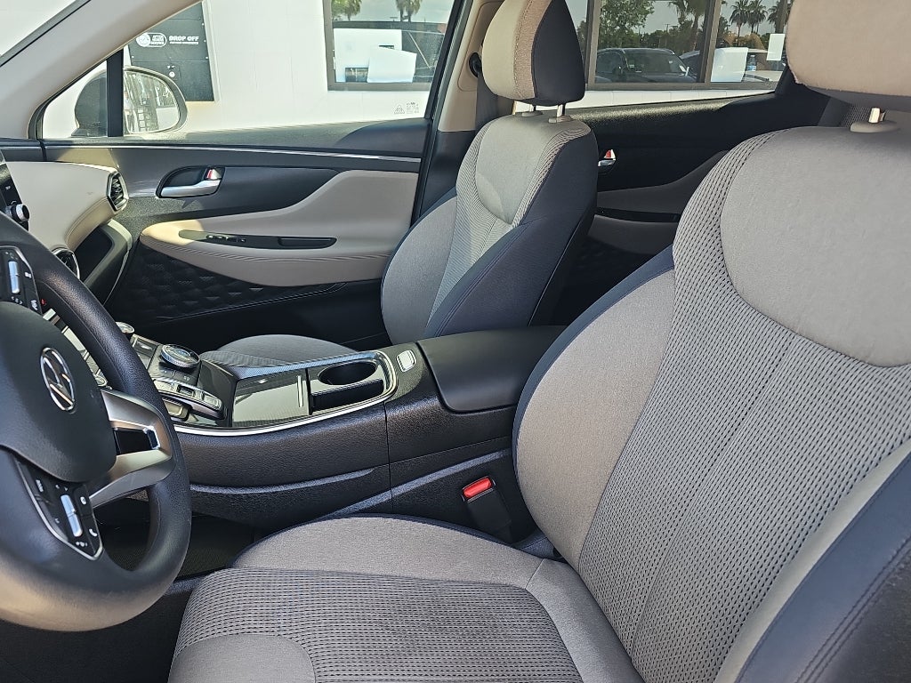 2022 Hyundai Santa Fe SE