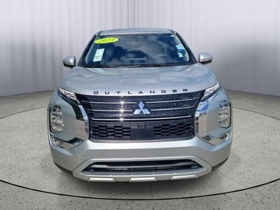 2023 Mitsubishi Outlander SE
