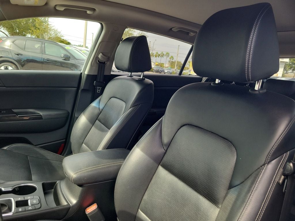 2022 Kia Sportage EX