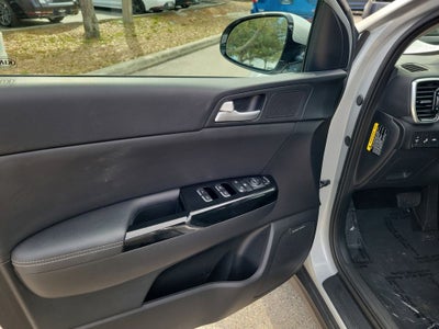 2022 Kia Sportage EX