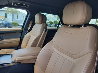2025 Land Rover Range Rover Sport SE