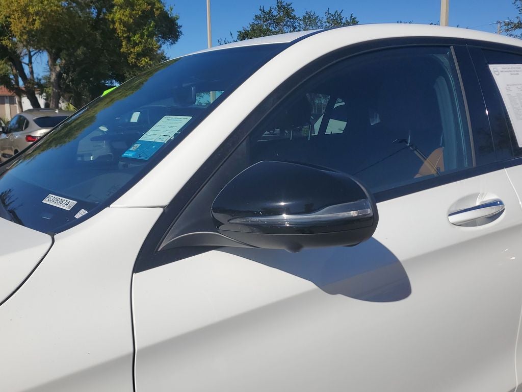 2022 Mercedes-Benz GLC 300 Coupe