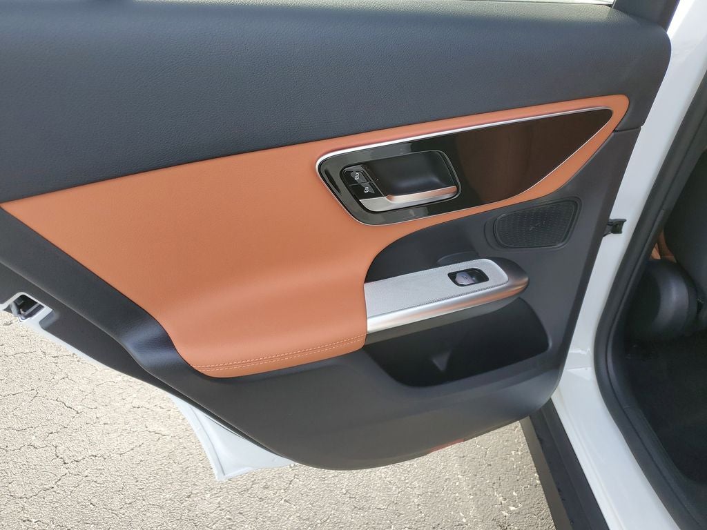 2025 Mercedes-Benz GLC 300GLC