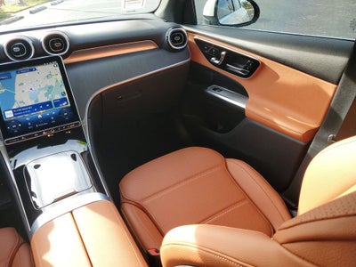 2025 Mercedes-Benz GLC 300GLC