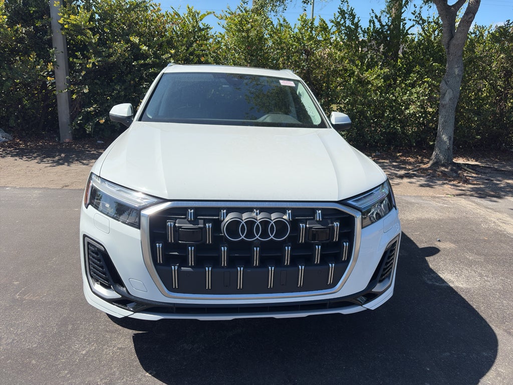 2025 Audi Q7 Premium Plus
