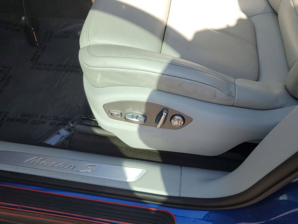 2021 Porsche Macan S