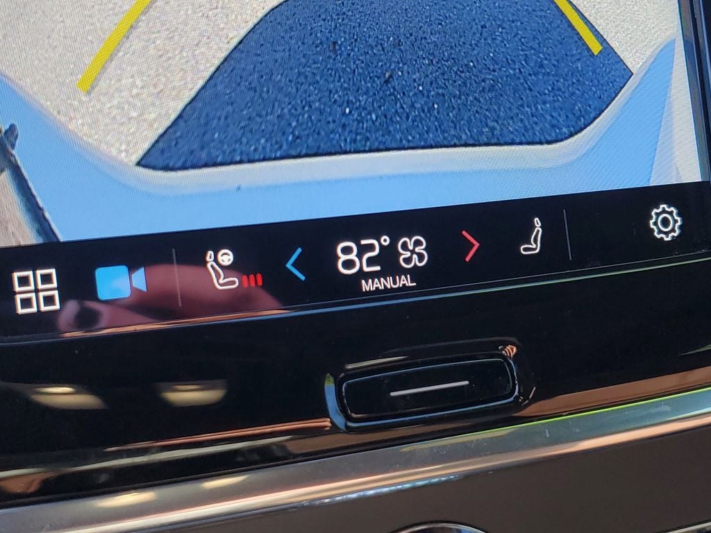 2022 Volvo V90 Cross Country B6