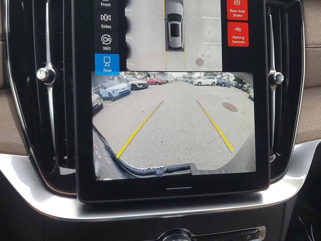 2025 Volvo XC90 2025.5 Plus