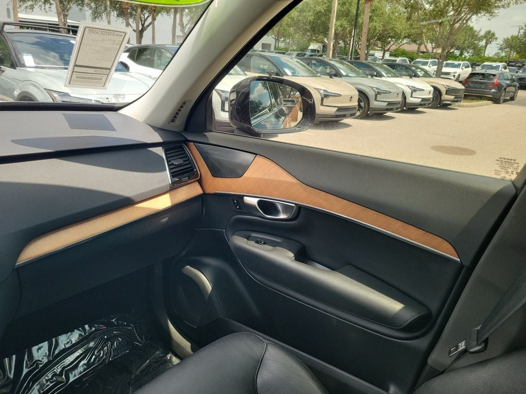 2023 Volvo XC90 Plus