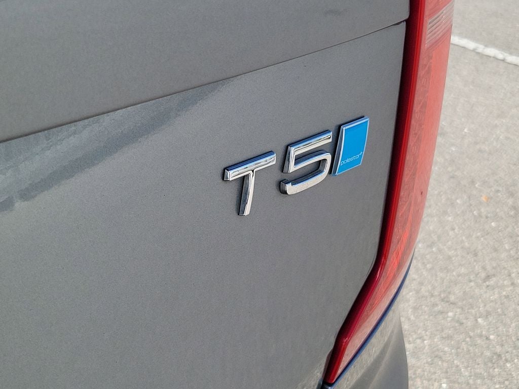 2018 Volvo XC90 Momentum