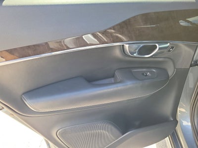 2018 Volvo XC90 Momentum