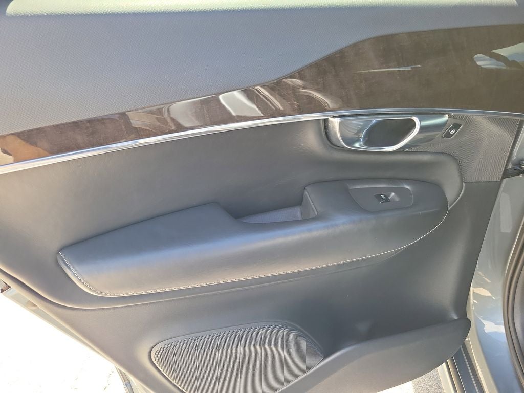 2018 Volvo XC90 Momentum
