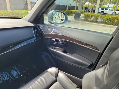 2018 Volvo XC90 Momentum