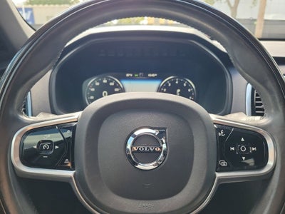 2018 Volvo XC90 Momentum
