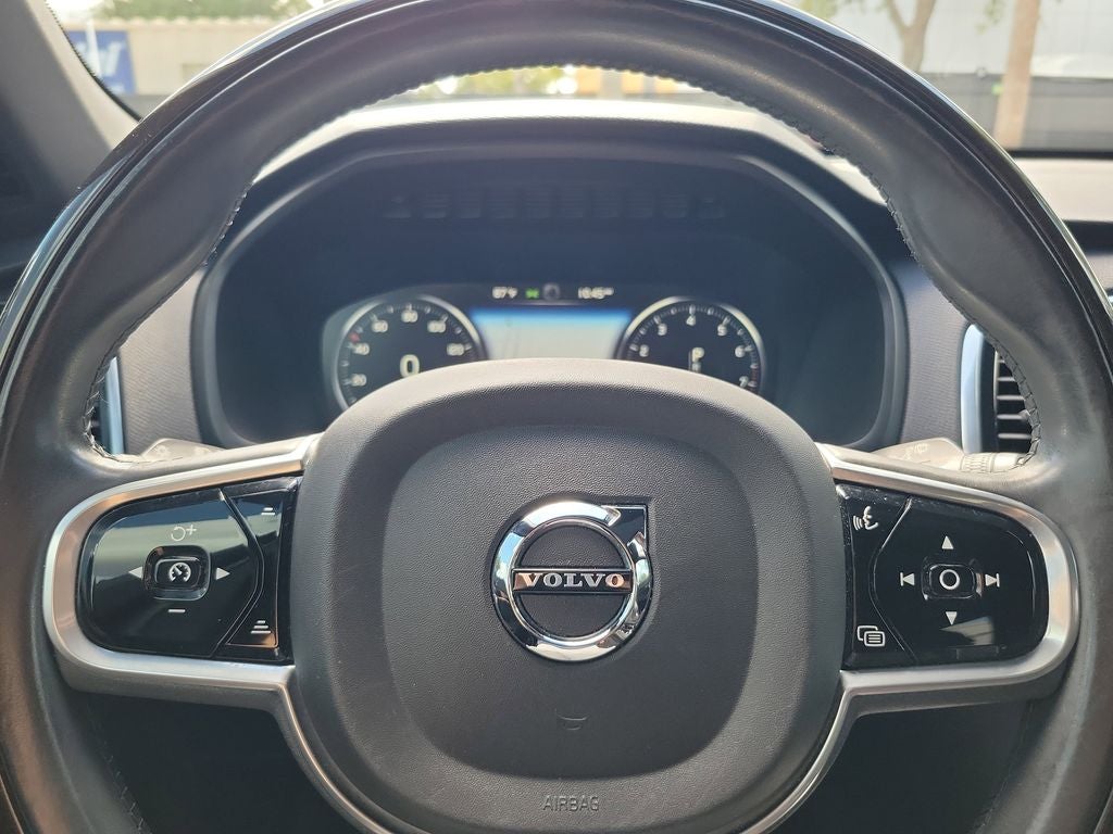 2018 Volvo XC90 Momentum