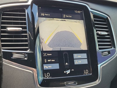 2018 Volvo XC90 Momentum