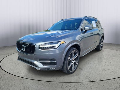2018 Volvo XC90 Momentum