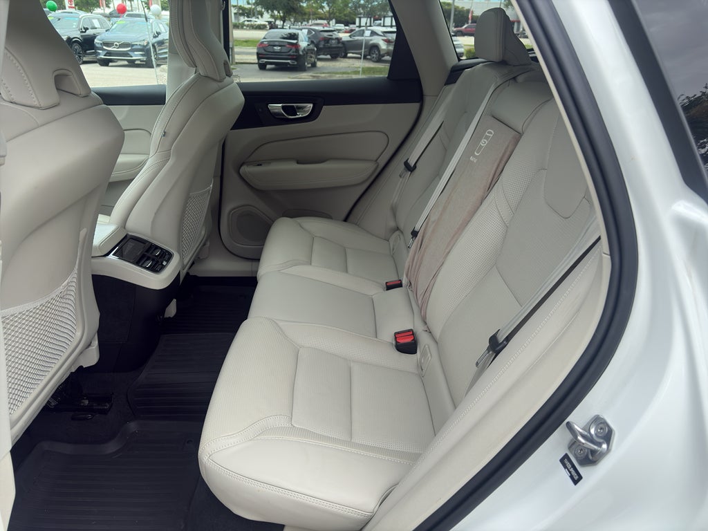 2021 Volvo XC60 Inscription