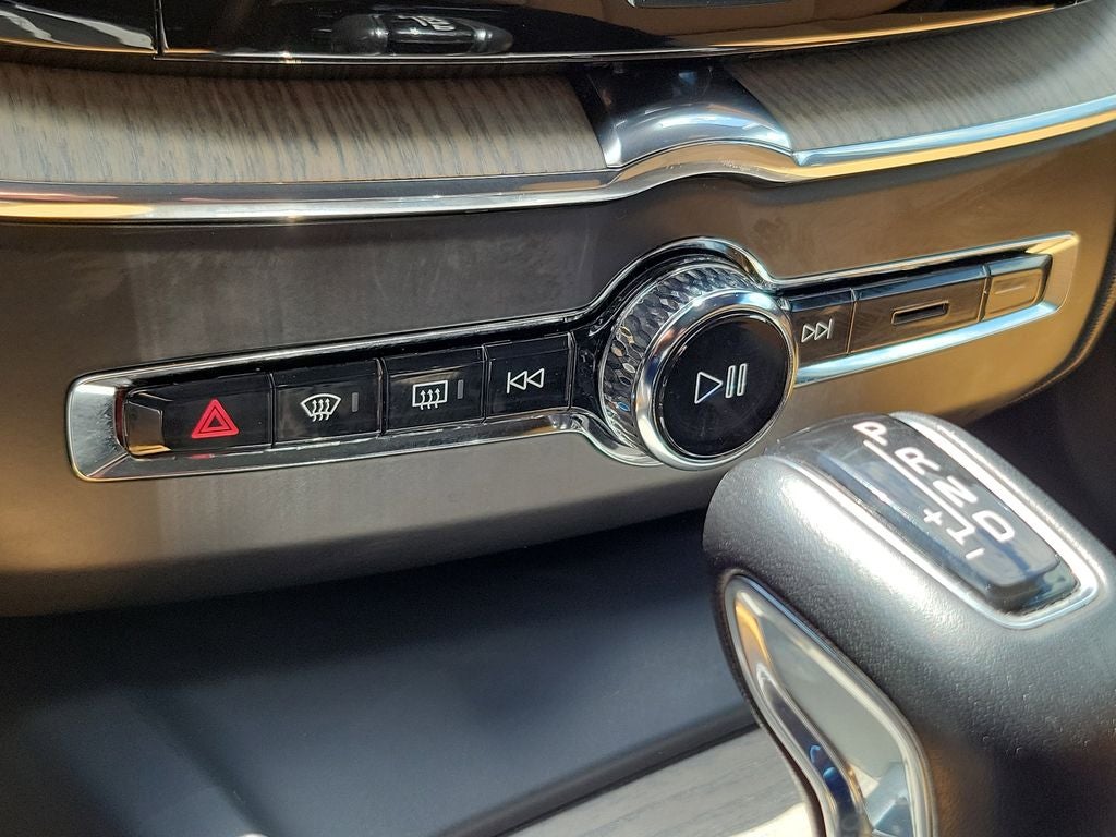 2018 Volvo XC60 Inscription