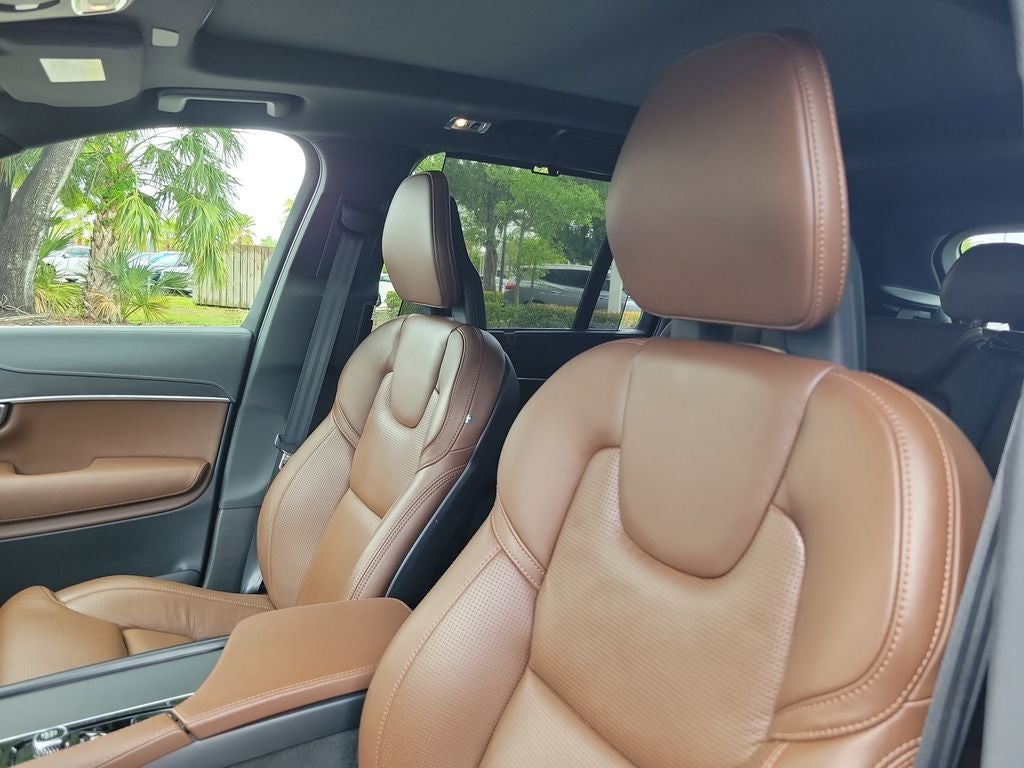 2021 Volvo XC90 Inscription