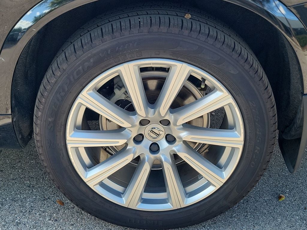 2021 Volvo XC90 R-Design