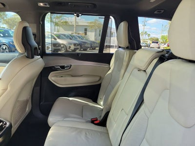 2021 Volvo XC90 R-Design