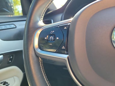 2021 Volvo XC90 R-Design