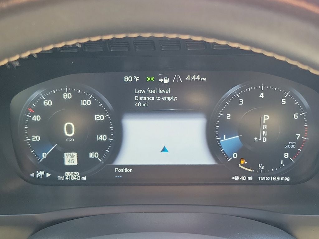 2021 Volvo XC90 R-Design