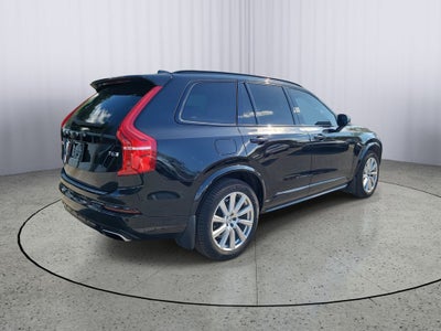 2021 Volvo XC90 R-Design