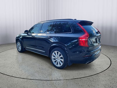 2021 Volvo XC90 R-Design