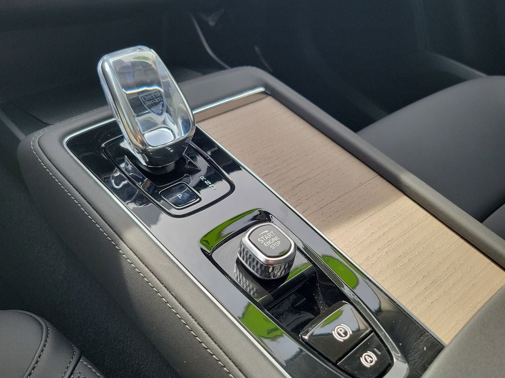 2025 Volvo XC90 Plus 2025.5 Certified