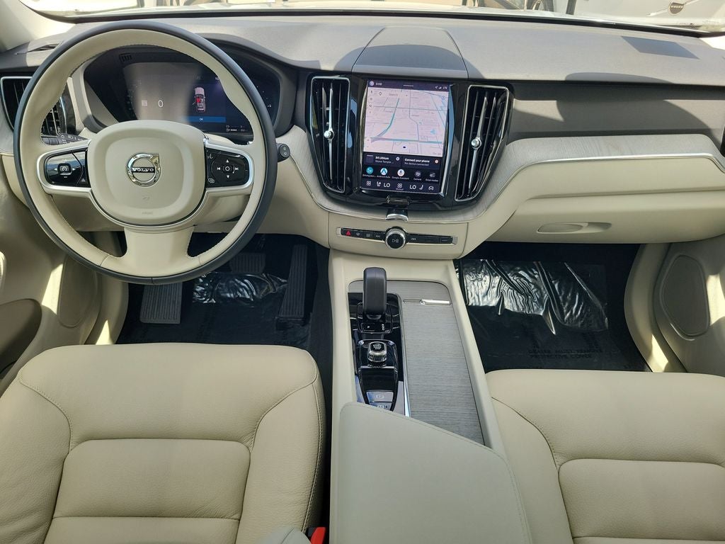 2025 Volvo XC60 Plus