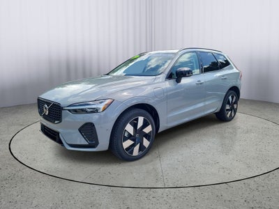 2025 Volvo XC60 Plus