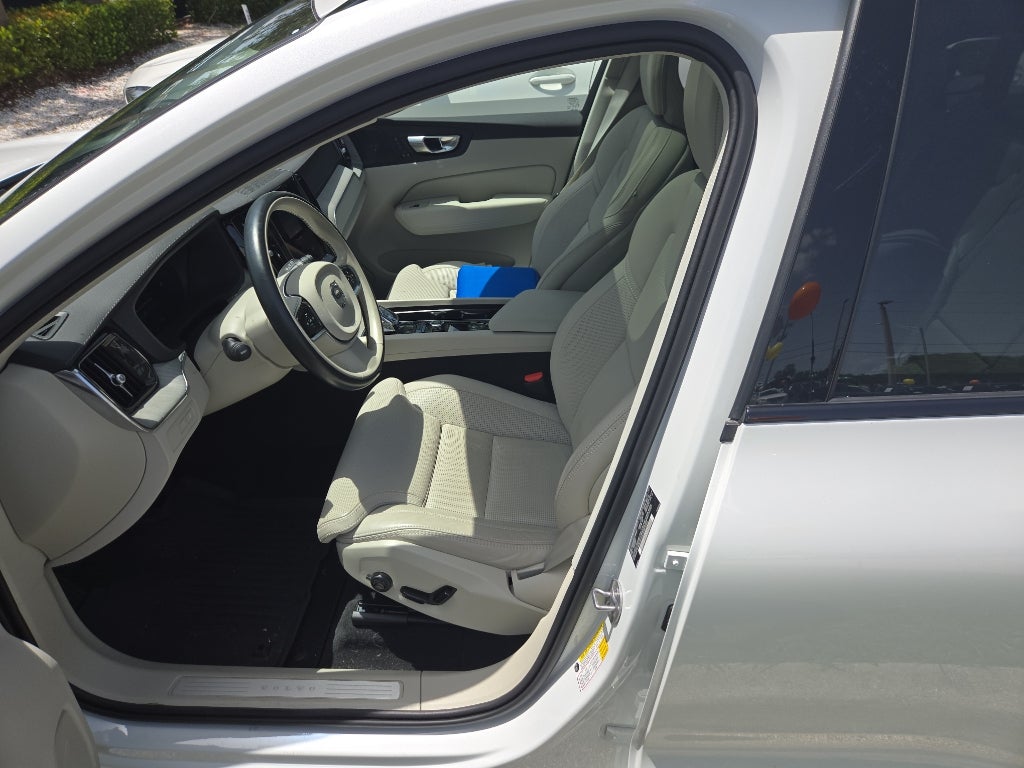2025 Volvo XC60 Ultra