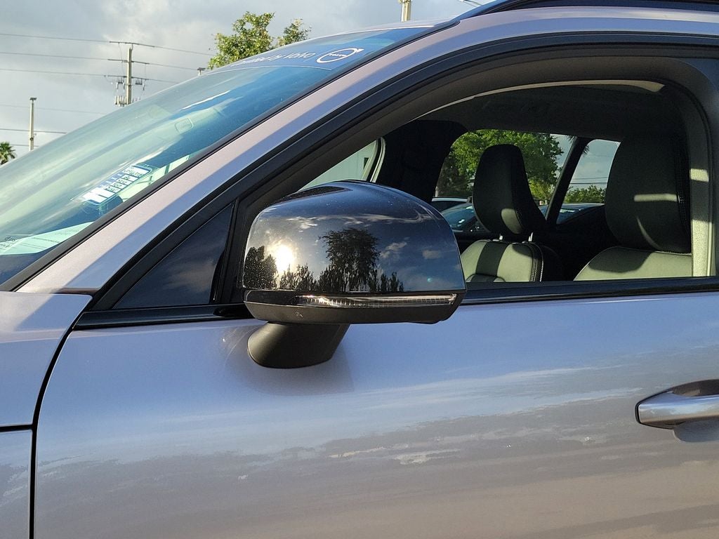 2026 Volvo XC40 Core