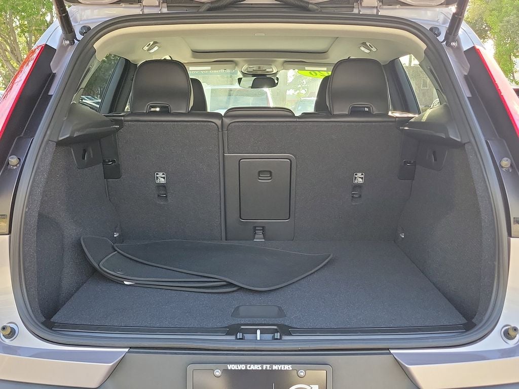 2026 Volvo XC40 Core