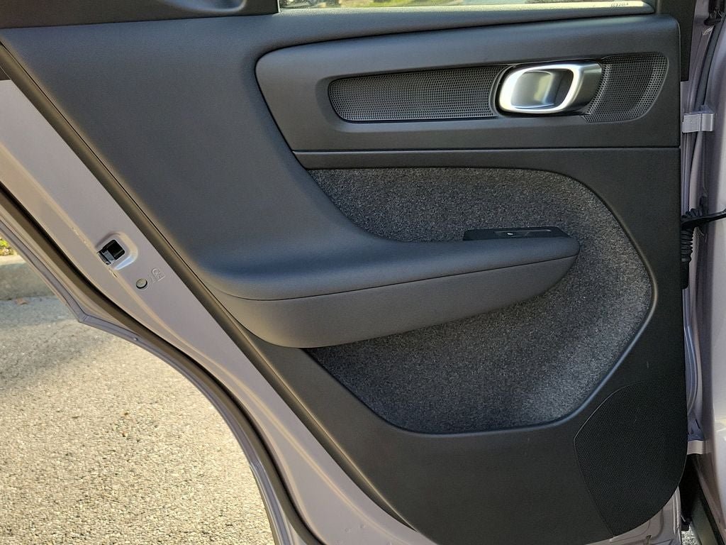2026 Volvo XC40 Core